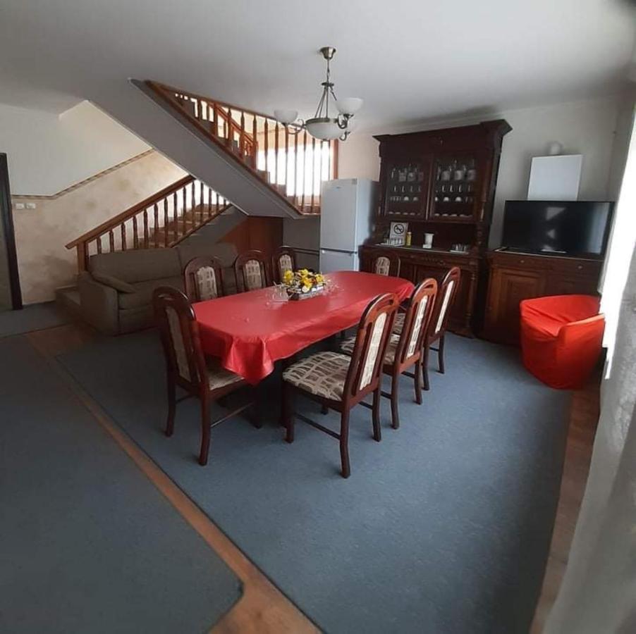 Pegazus Vendeghaz Hotel Hajduszoboszlo Bagian luar foto